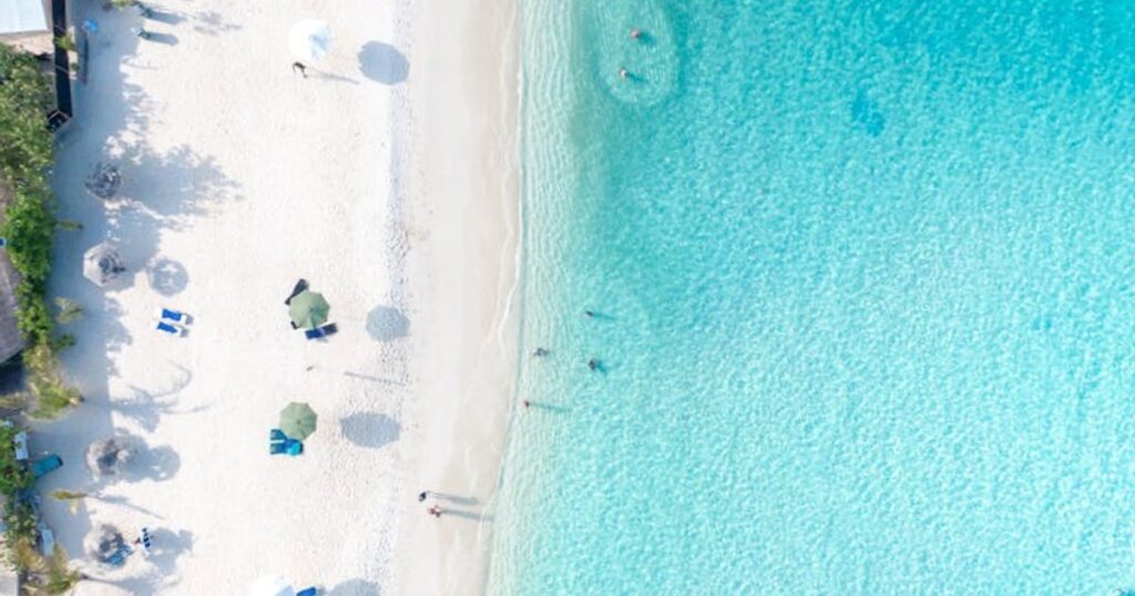 Cuba 2026: le nuove spiagge di tendenza che stanno sostituendo Varadero (senza distruggere il conto corrente)