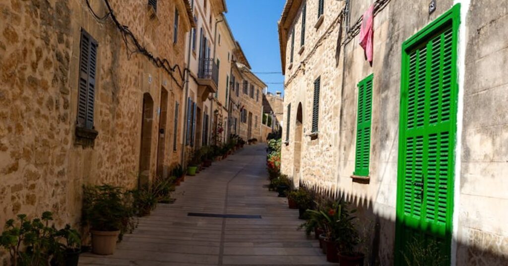 Quando andare a Maiorca: mesi migliori tra mare, folla e portafoglio