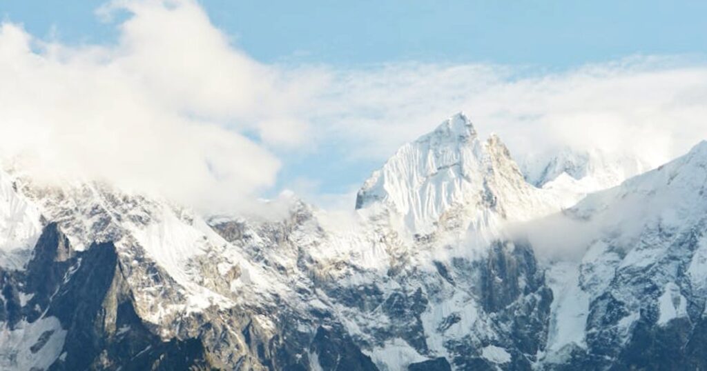 Quando andare in Himalaya? Guida pratica a stagioni, clima e prezzi tra Annapurna ed Everest